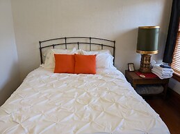 The Oliver House - Adults Only