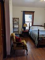 The Oliver House - Adults Only