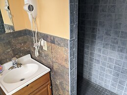 The Oliver House - Adults Only