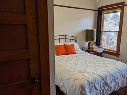 The Oliver House - Adults Only