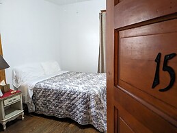 The Oliver House - Adults Only