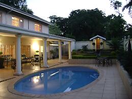 La Baruné Guest House