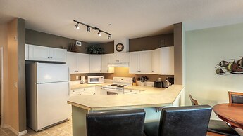 Discovery Bay by KelownaGo