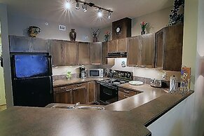 Discovery Bay by KelownaGo