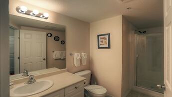 Discovery Bay by KelownaGo