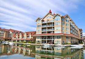 Discovery Bay by KelownaGo