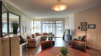 Discovery Bay by KelownaGo