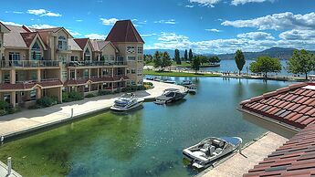 Discovery Bay by KelownaGo