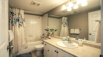 Discovery Bay by KelownaGo