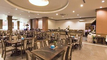 Arawan Riverside Hotel