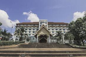 Arawan Riverside Hotel