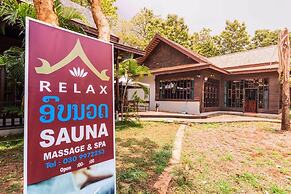 Arawan Riverside Hotel