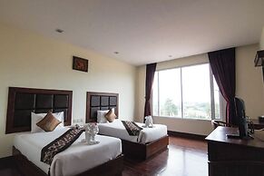 Arawan Riverside Hotel