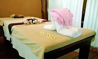 Arawan Riverside Hotel