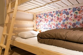 Guest House Rojiura - Hostel