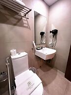 88 Courtyard Hotel