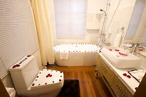 Royal Kalaw Hills Resort