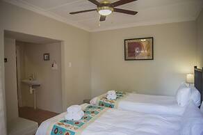 Tsumeb Backpackers & Safari