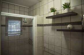 Tsumeb Backpackers & Safari