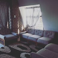 Tsumeb Backpackers & Safari