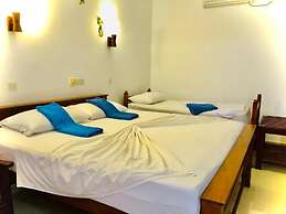 Mirissa Beach Inn