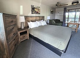 Silver Rapids Lodge
