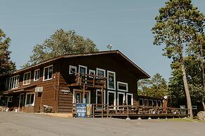 Silver Rapids Lodge