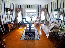 Blue Gables Bed and Breakfast