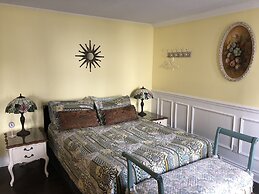 Blue Gables Bed and Breakfast