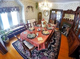 Blue Gables Bed and Breakfast