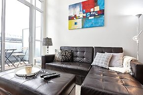 Lavish Suites - Two Story Loft - Downtown Toronto