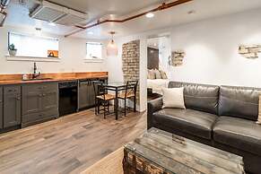 Aspenwood Manor South