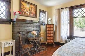 Aspenwood Manor South