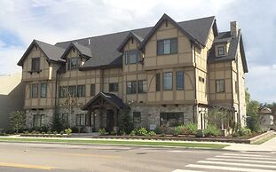 Aspenwood Manor South