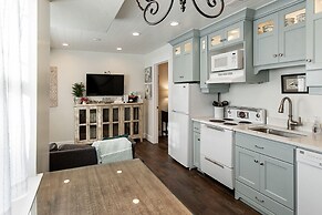 Aspenwood Manor South