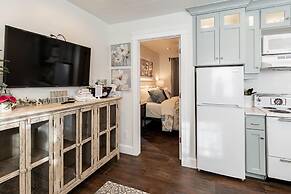 Aspenwood Manor South