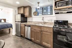 Aspenwood Manor South