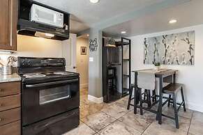 Aspenwood Manor South