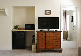 Peninsula Park-View Resort