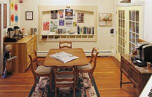 Peninsula Park-View Resort