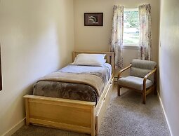 Peninsula Park-View Resort