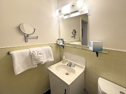 Peninsula Park-View Resort