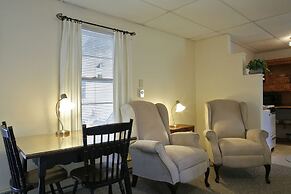 Peninsula Park-View Resort