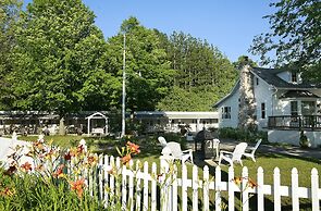 Peninsula Park-View Resort