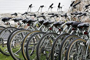 Peninsula Park-View Resort