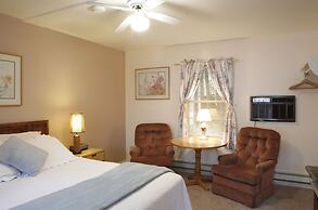 Peninsula Park-View Resort