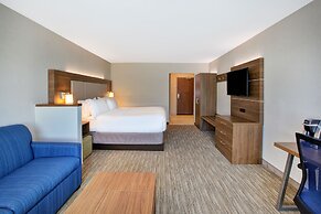 Holiday Inn Express & Suites New Castle, an IHG Hotel