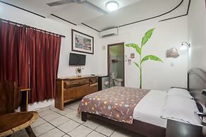 Cadillac Rock Hotel - Adults Only