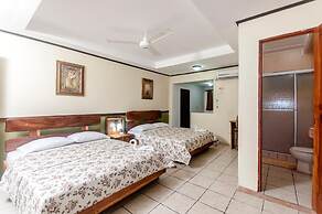 Cadillac Rock Hotel - Adults Only