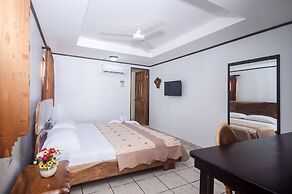 Cadillac Rock Hotel - Adults Only